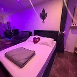 L Elegance Vue Parking Prive Apartman