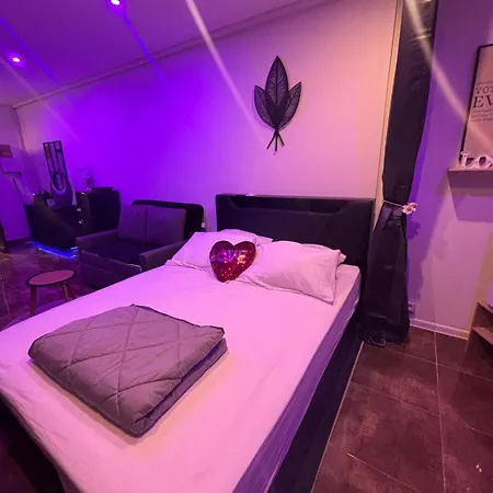L Elegance Vue Parking Prive דירה