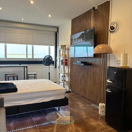 L Elegance Vue Parking Prive * Agde